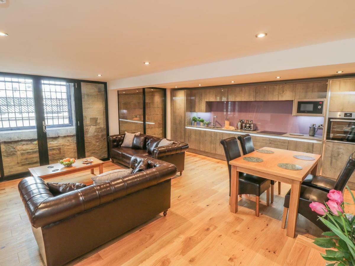 Tornado Engine Shed Apartment Whitby Luaran gambar